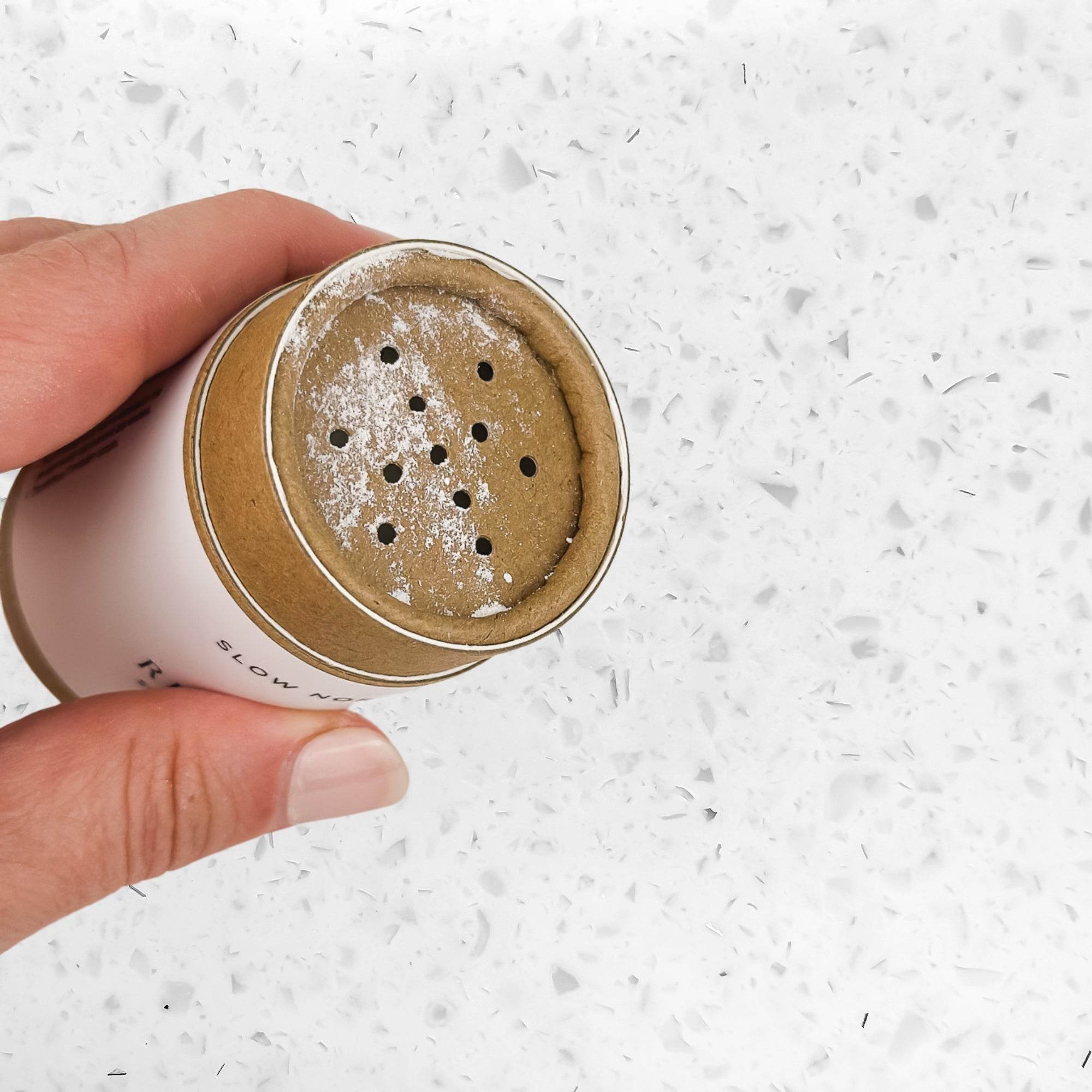 Natural Dry Shampoo Powder – Refreshing No-Water Formula - MIRA MORA